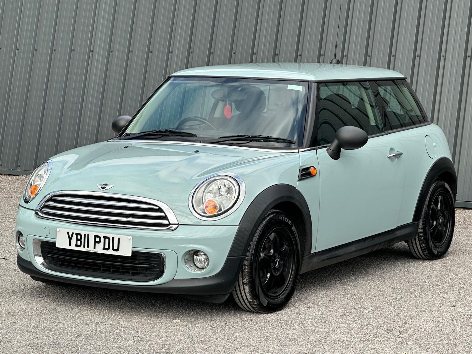 Used MINI Hatch 2011 for sale - 76175146: Photo 2