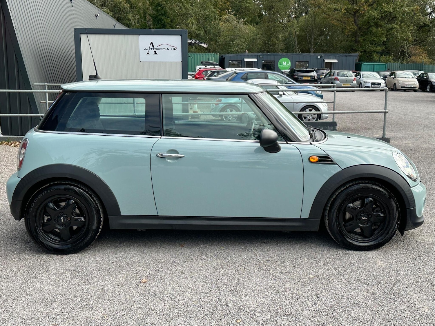 Used MINI Hatch 2011 for sale - 76175146: Photo 4