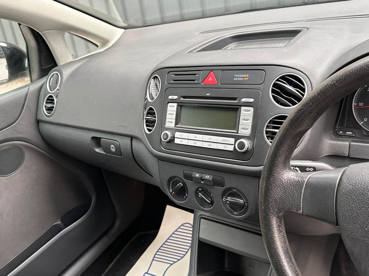 Vehicle 22
