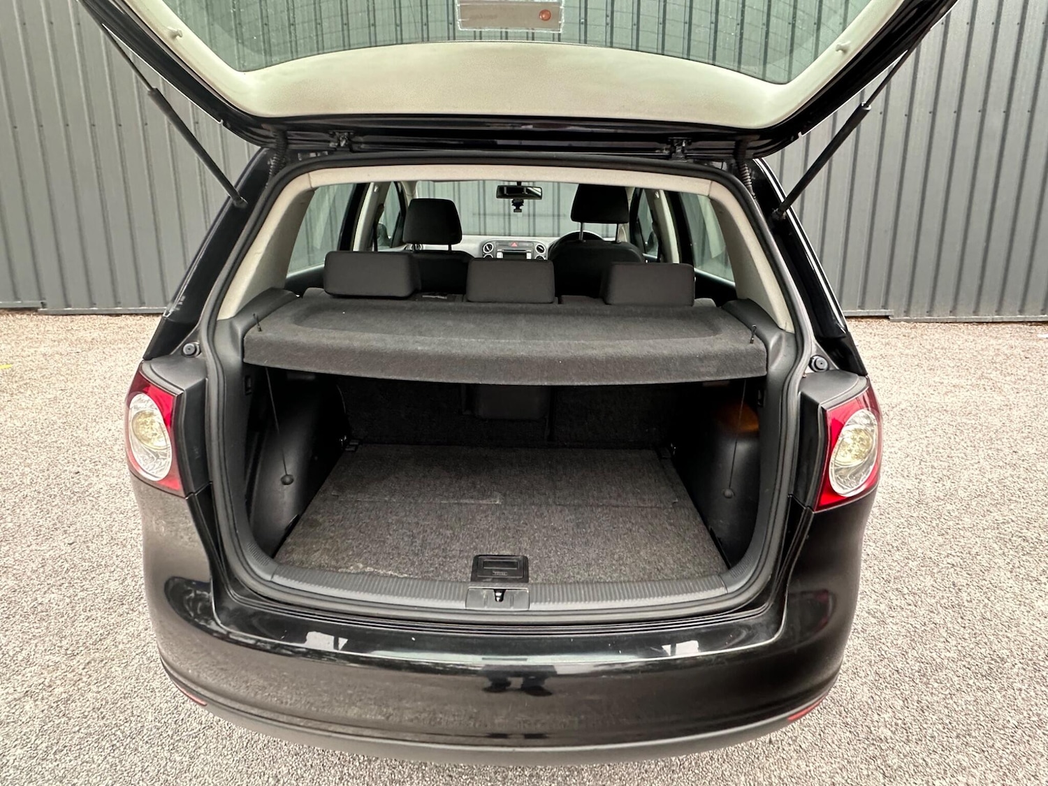 Vehicle 42