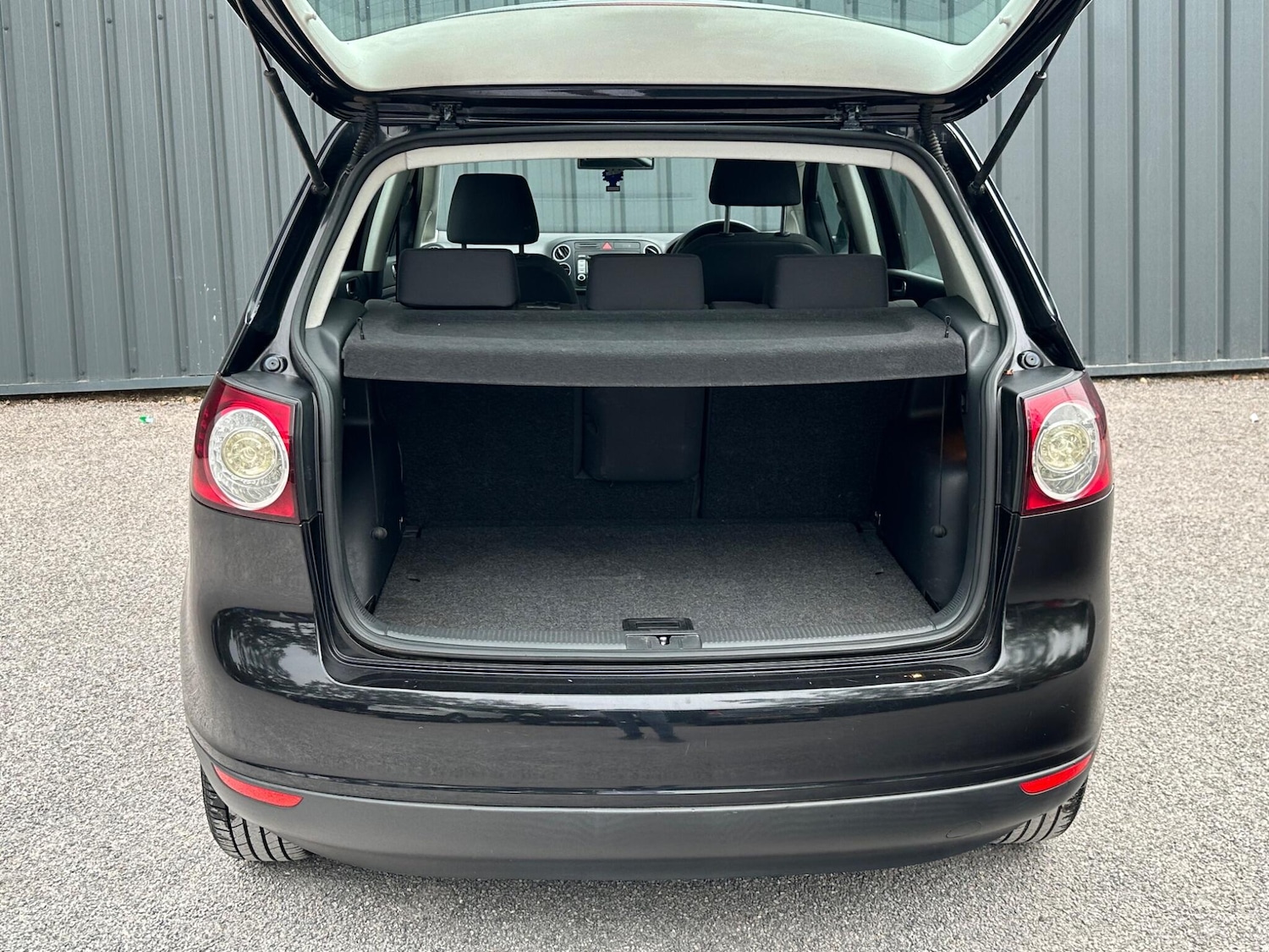 Vehicle 46