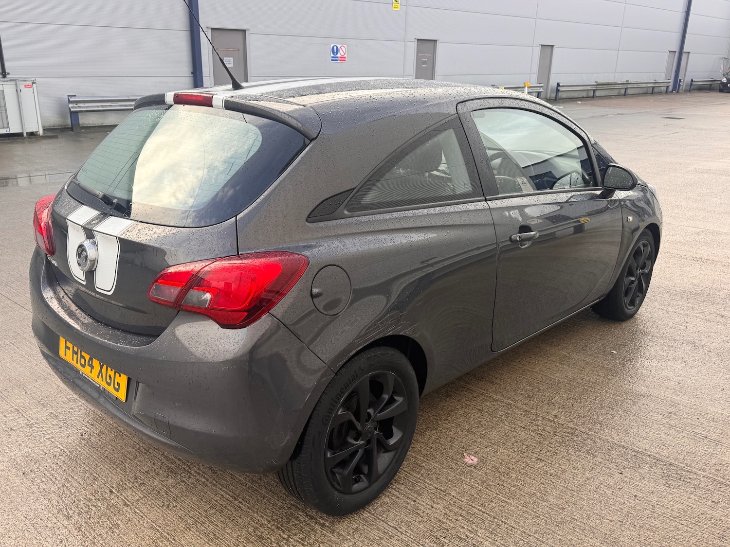 Used Vauxhall Corsa 2015 for sale - 77201063: Photo 4