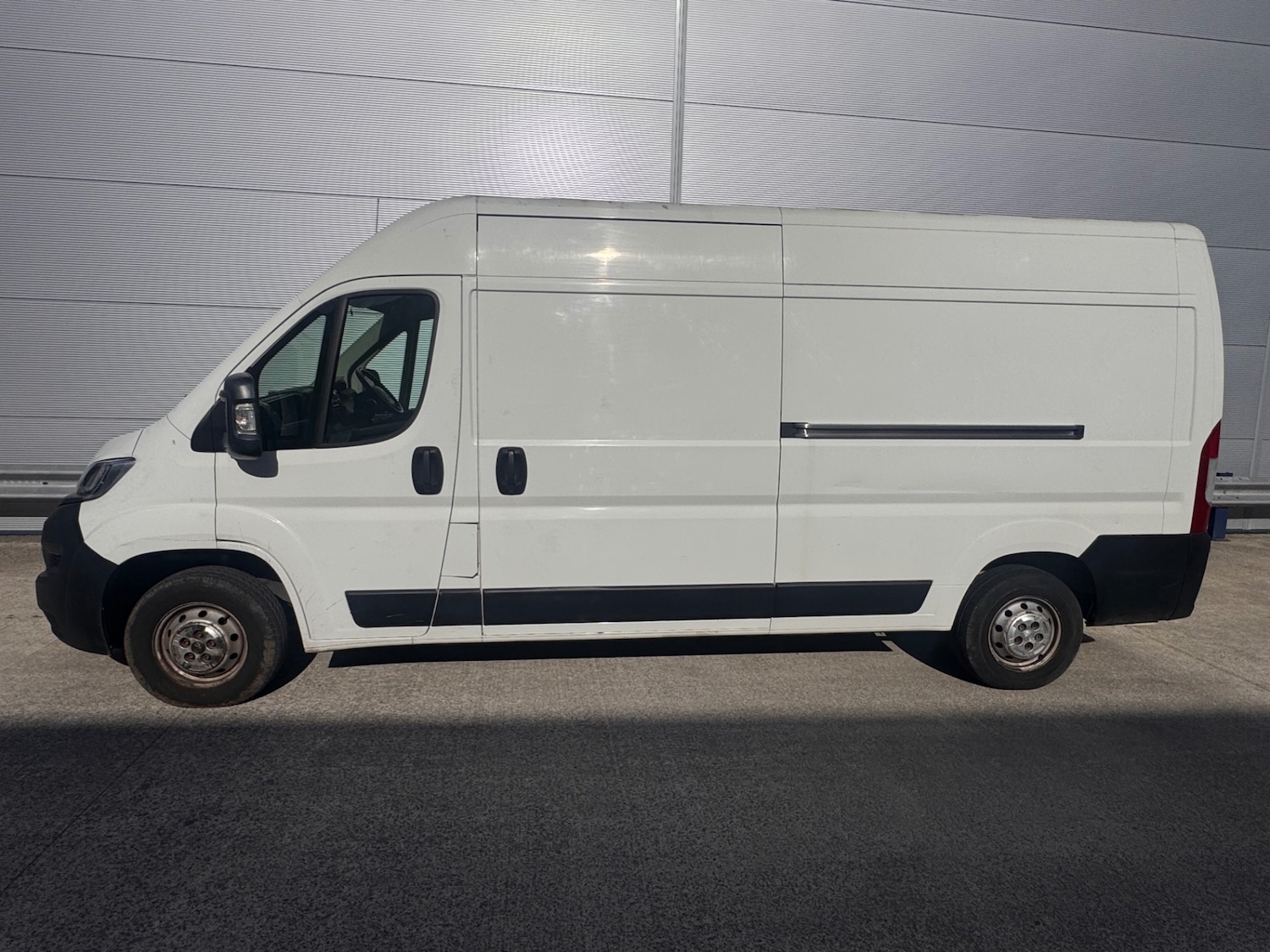 Used Peugeot Boxer 2019 for sale - 77832023: Photo 2