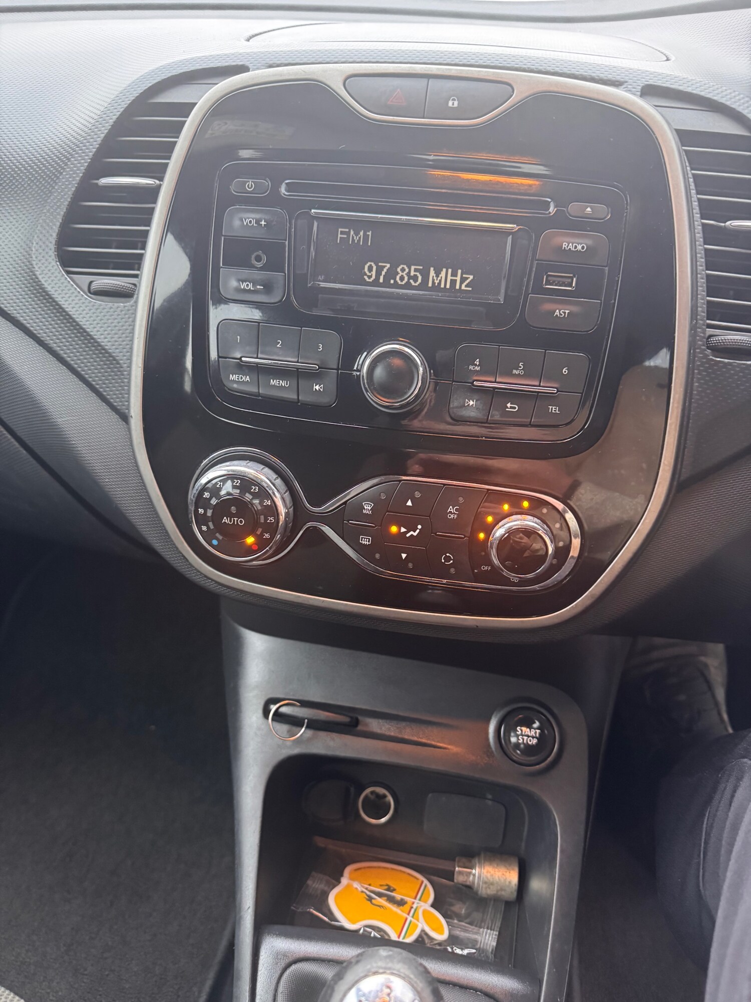 Used Renault Captur 2013 for sale - 76302486: Photo 11