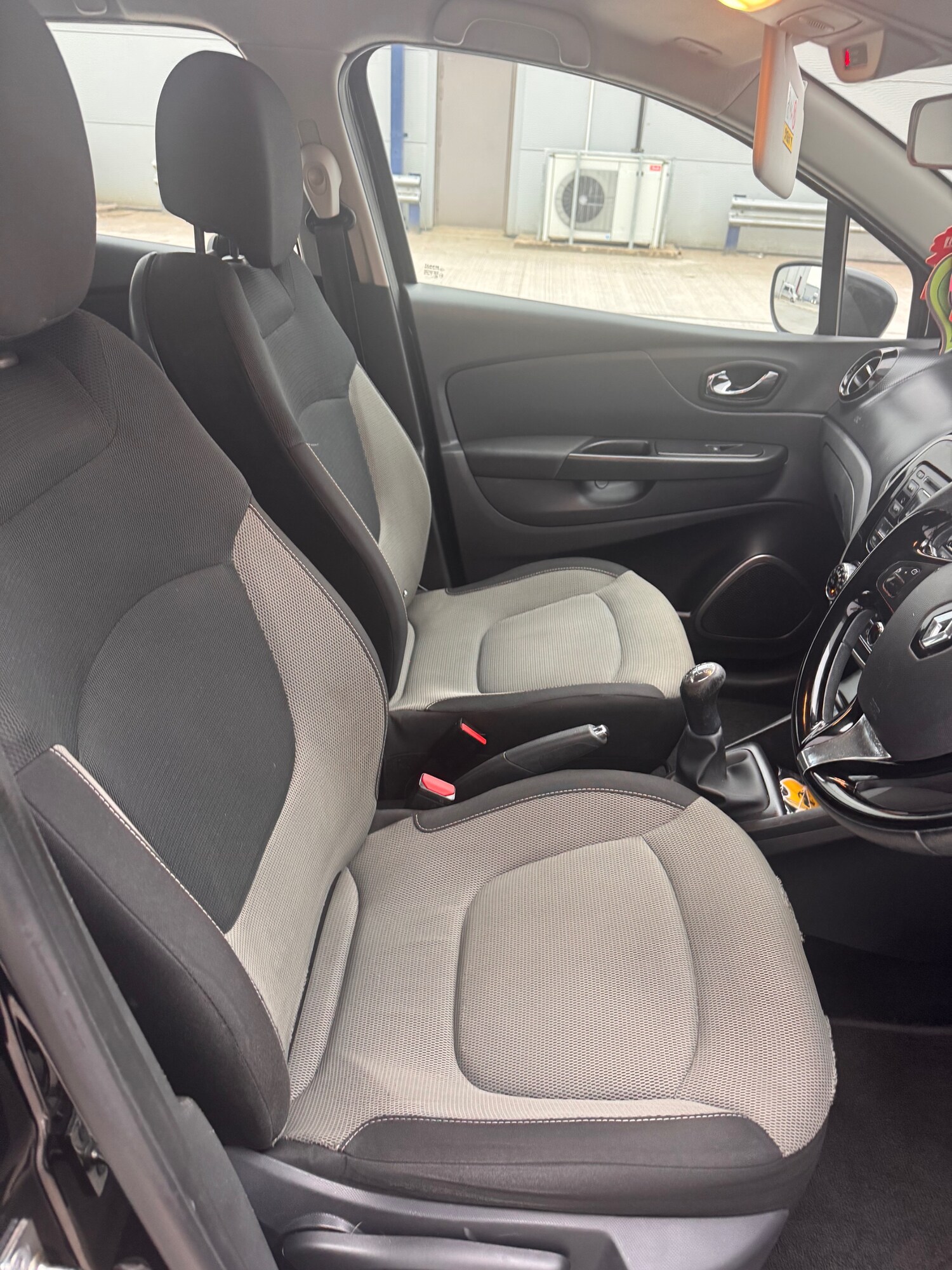 Used Renault Captur 2013 for sale - 76302486: Photo 16