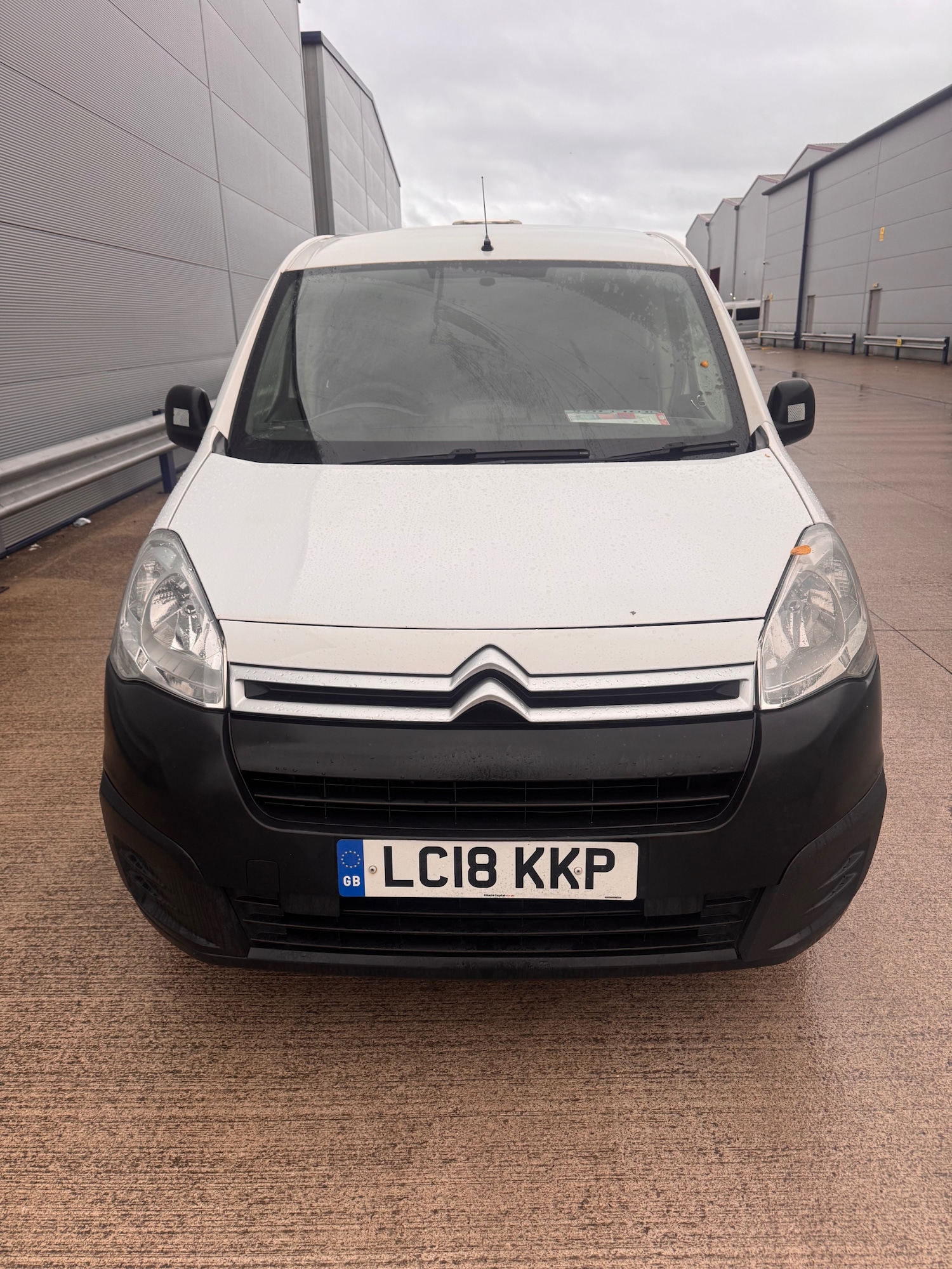 Used Citroen Berlingo 2018 for sale - 76464603: Photo 2