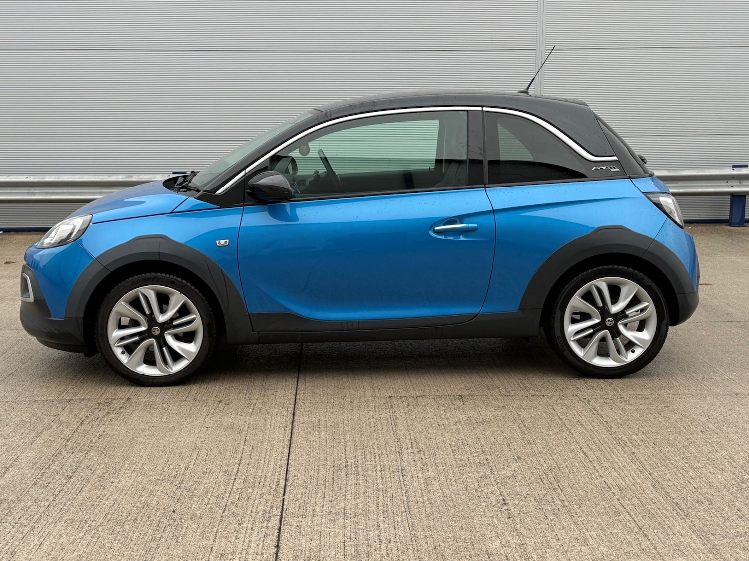 Used Vauxhall ADAM 2017 for sale - 76444561: Photo 13