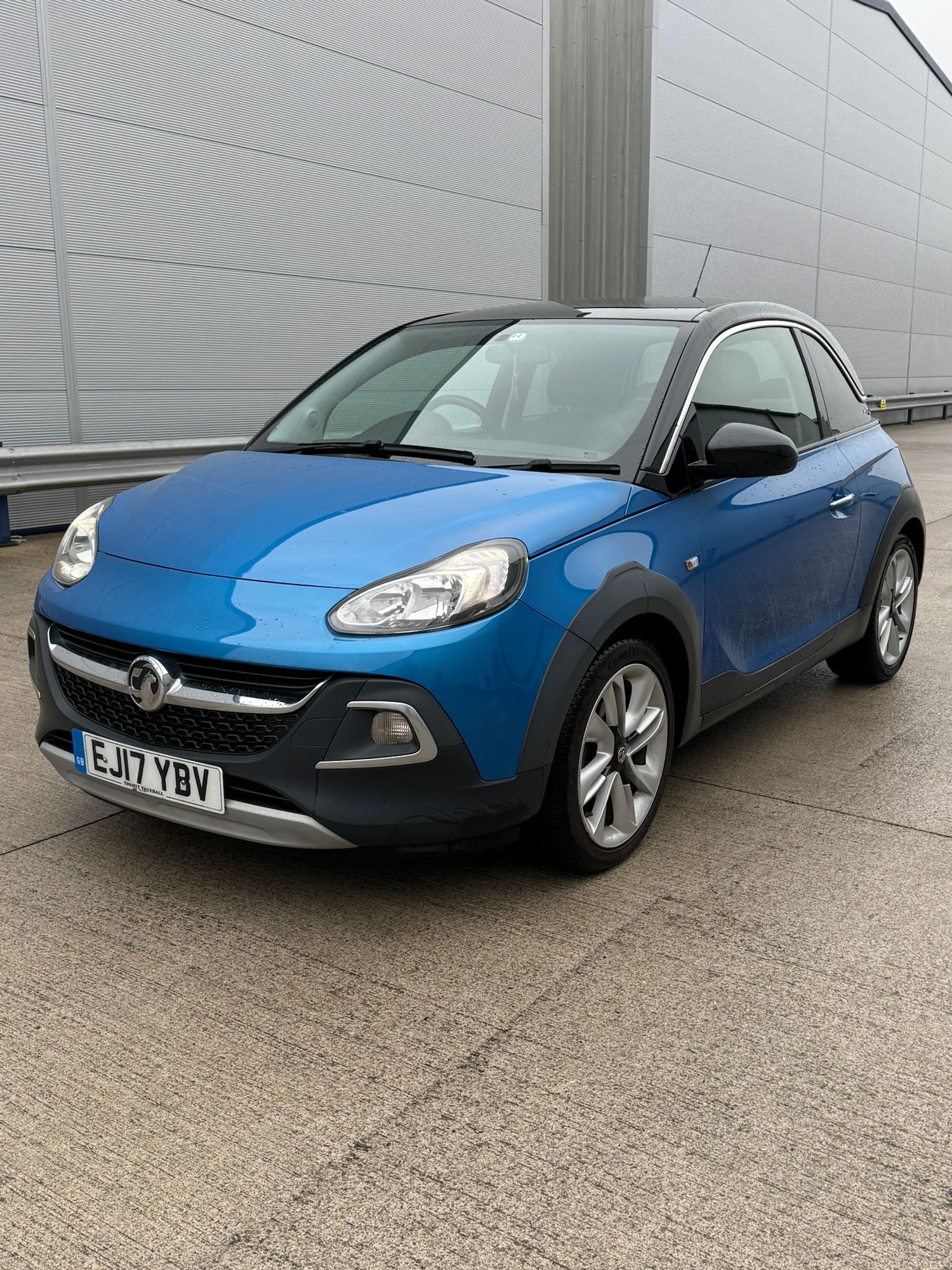 Used Vauxhall ADAM 2017 for sale - 76444561: Photo 9