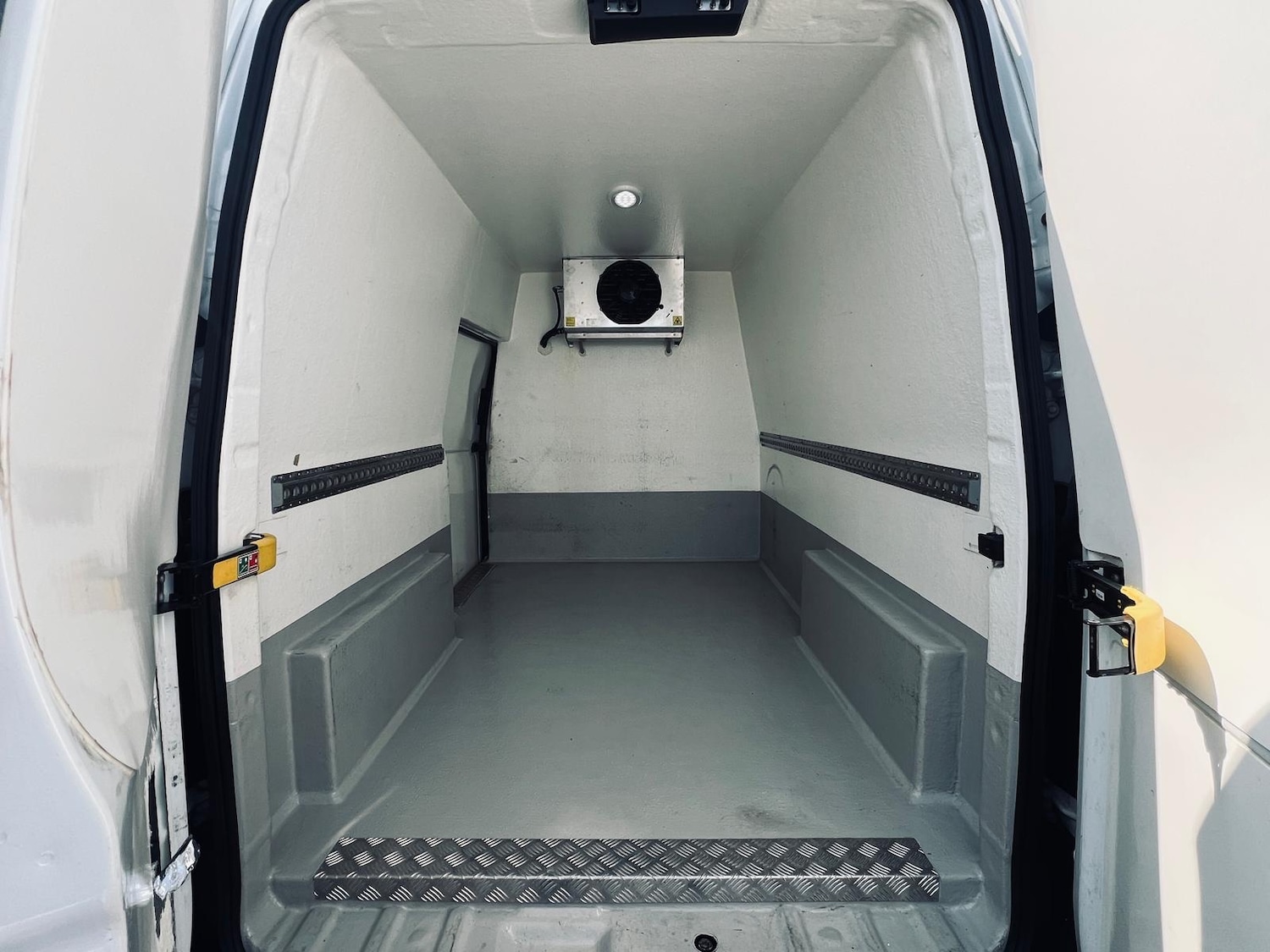 Used Ford Transit Custom 2020 for sale - 73885893: Photo 9