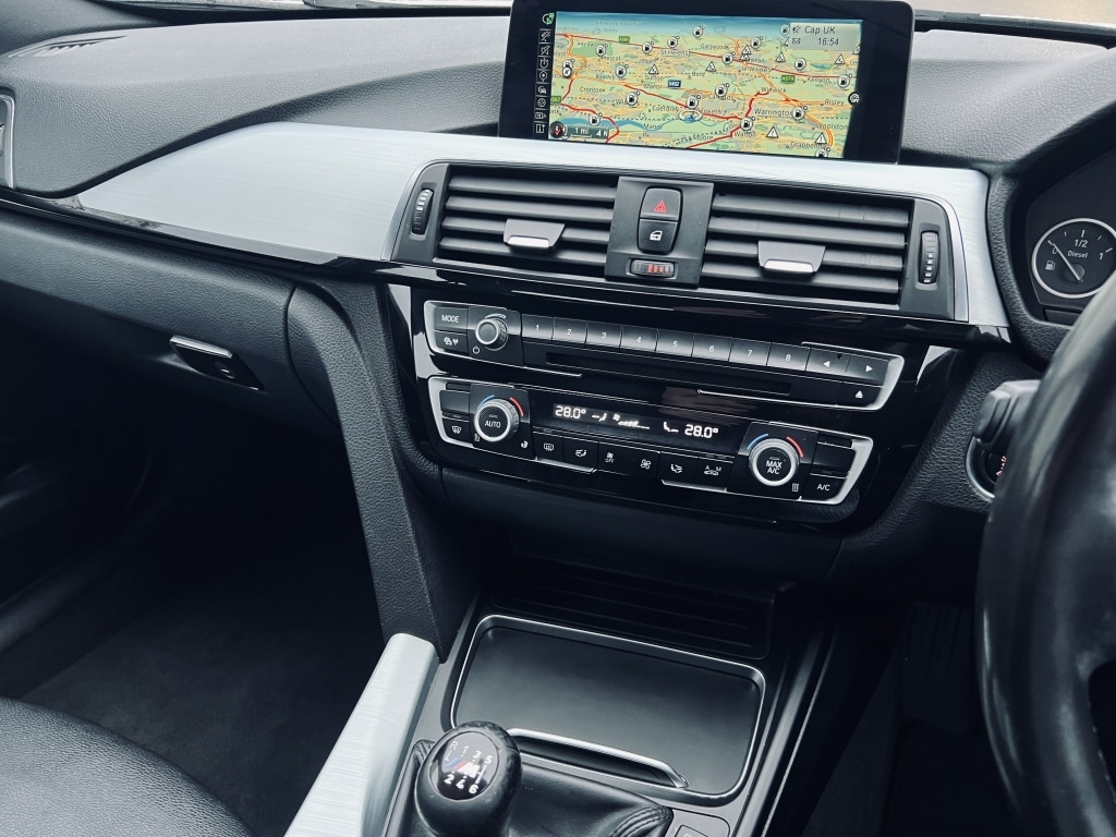 Used BMW 3 Series 2015 for sale - 77318844: Photo 11