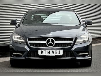 Mercedes-Benz - CLS