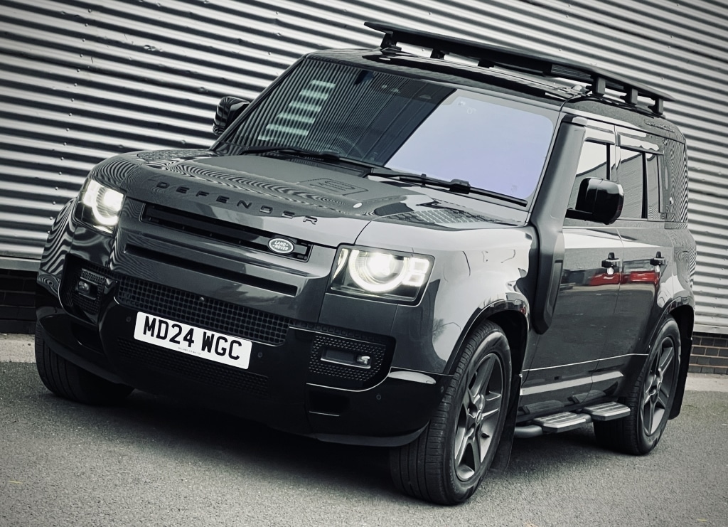 Used Land Rover Defender 110 2024 for sale - 77370929: Photo 12