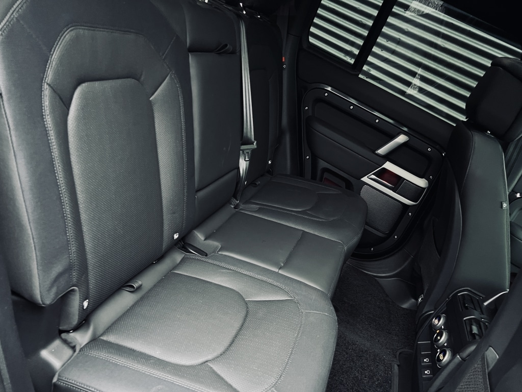 Used Land Rover Defender 110 2024 for sale - 77370929: Photo 16