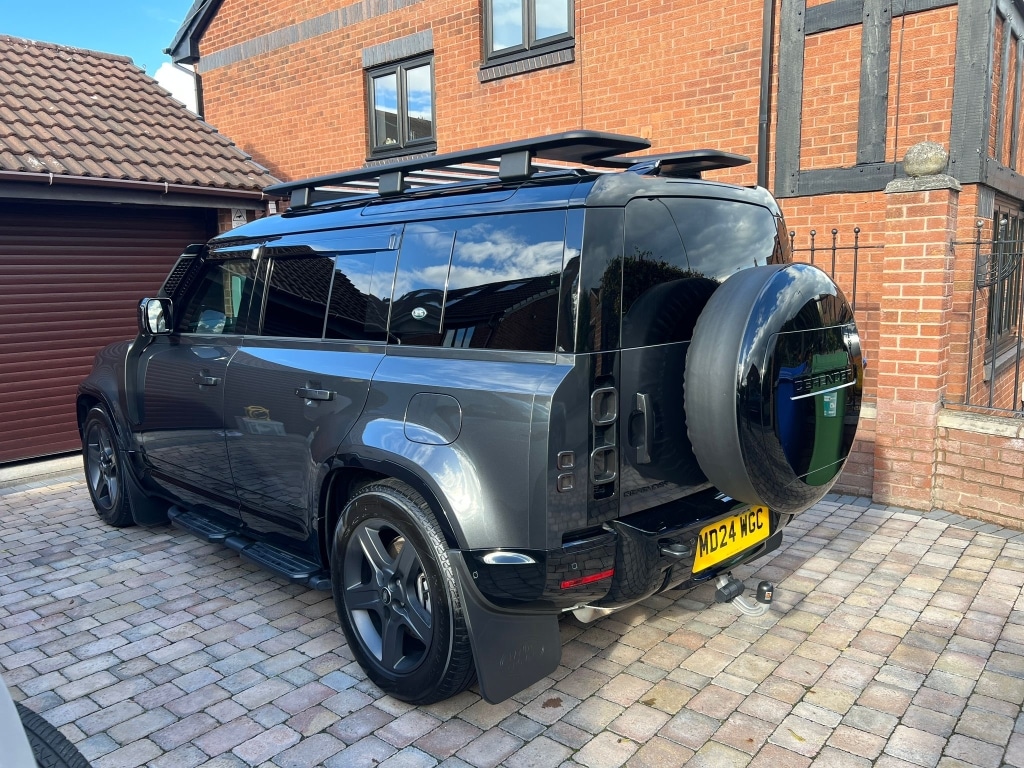 Used Land Rover Defender 2024 for sale - 77370929: Photo 2