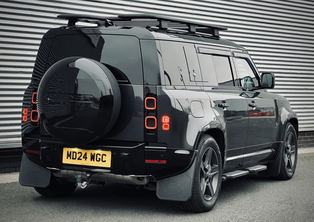 Used Land Rover Defender 110 2024 for sale - 77370929: Photo 6