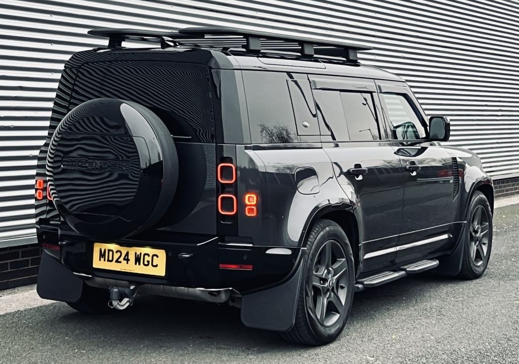 Used Land Rover Defender 110 2024 for sale - 77370929: Photo 9