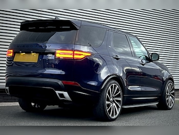 Used Land Rover Discovery 2019 for sale - 78145991: Photo