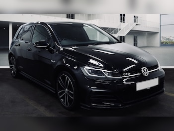 Used Volkswagen Golf 2017 for sale - 75976148: Photo