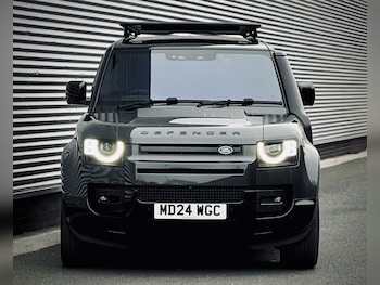 Used Land Rover Defender 110 2024 for sale - 78606112: Photo
