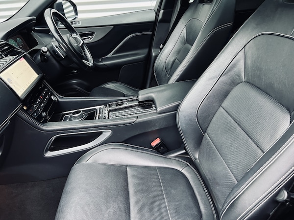 Used Jaguar F-Pace 2018 for sale - 76082848: Photo 25