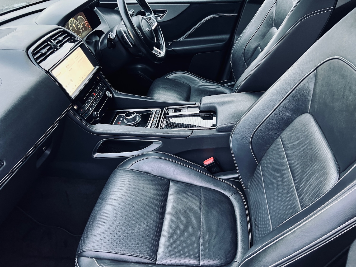 Used Jaguar F-Pace 2018 for sale - 76082848: Photo 39