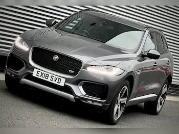 Used Jaguar F-Pace 2018 for sale - 76082848: Photo 3