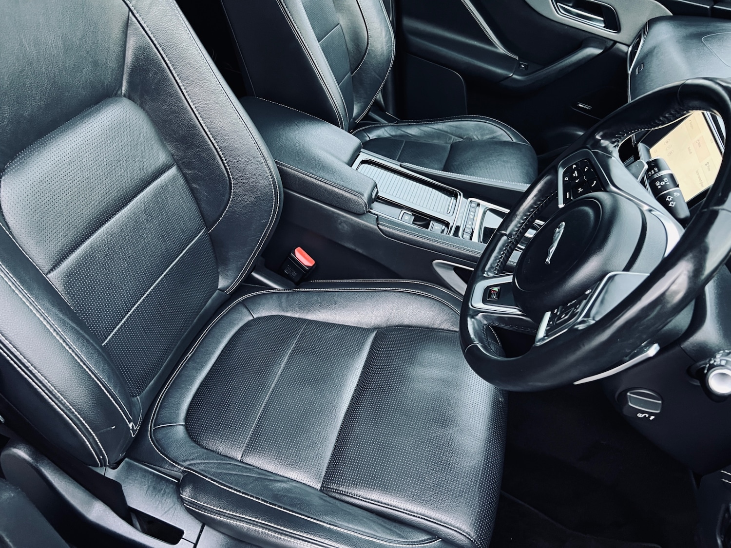 Used Jaguar F-Pace 2018 for sale - 76082848: Photo 42