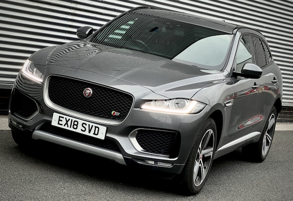 Used Jaguar F-Pace 2018 for sale - 76082848: Photo 5