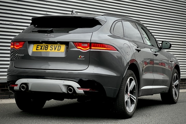 Used Jaguar F-Pace 2018 for sale - 76082848: Photo 8