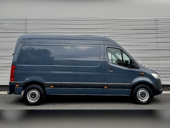 Used Mercedes-Benz Sprinter 2020 for sale - 79187800: Photo