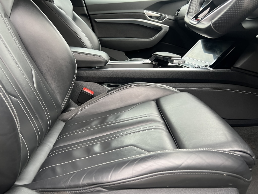 Used Audi e-tron 2021 for sale - 76252236: Photo 18