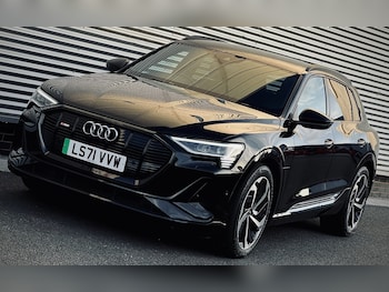 Used Audi e-tron 2021 for sale - 76252236: Photo