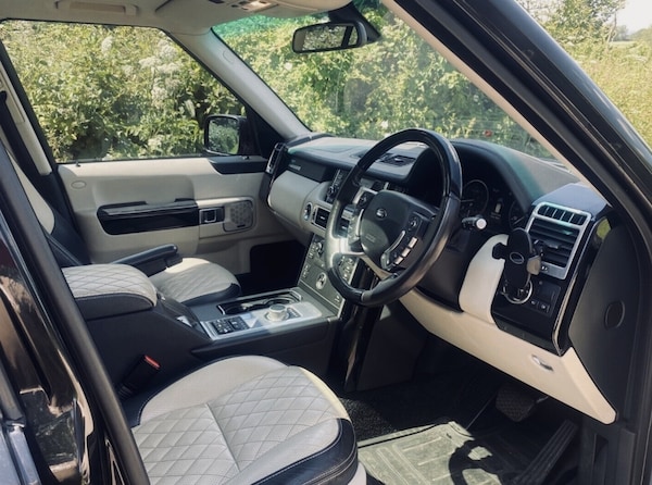 Used Land Rover Range Rover 2011 for sale - 74056148: Photo 17