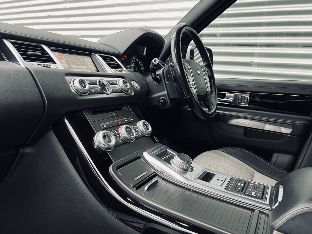 Used Land Rover Range Rover Sport 2012 for sale - 77793032: Photo 12