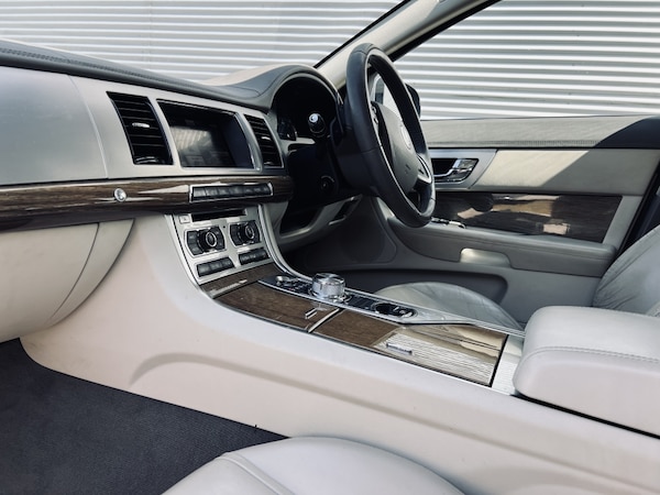Used Jaguar XF 2013 for sale - 75124810: Photo 16