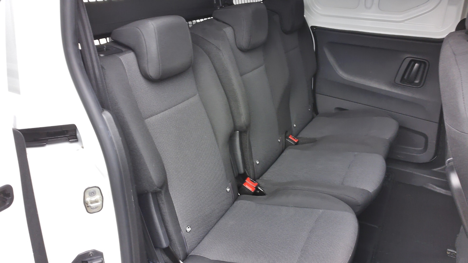 Used Peugeot Partner 2022 for sale - 76985223: Photo 8