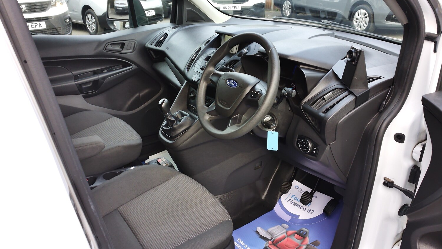Used Ford Transit Connect 2017 for sale - 76299527: Photo 12
