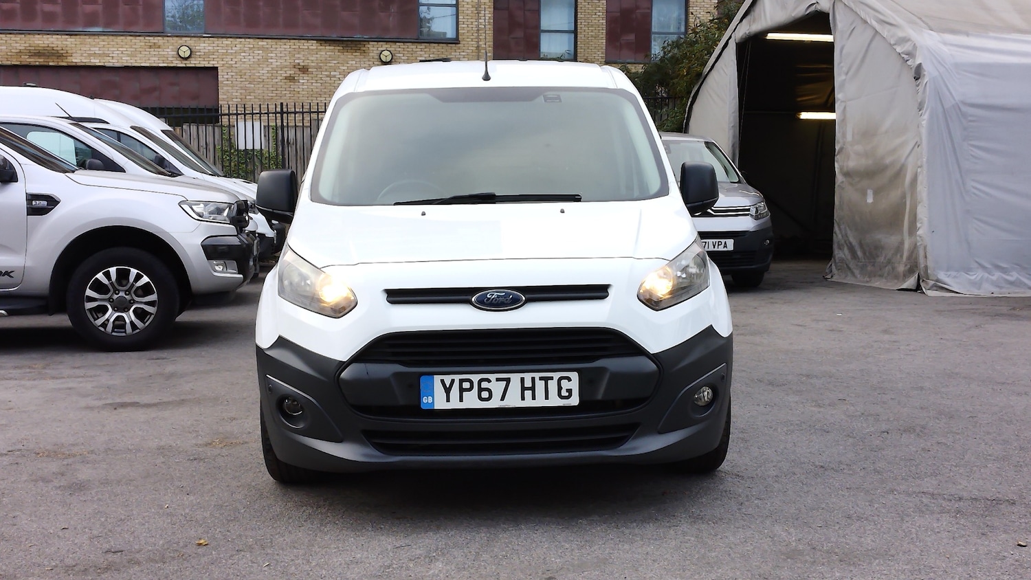Used Ford Transit Connect 2017 for sale - 76299527: Photo 3
