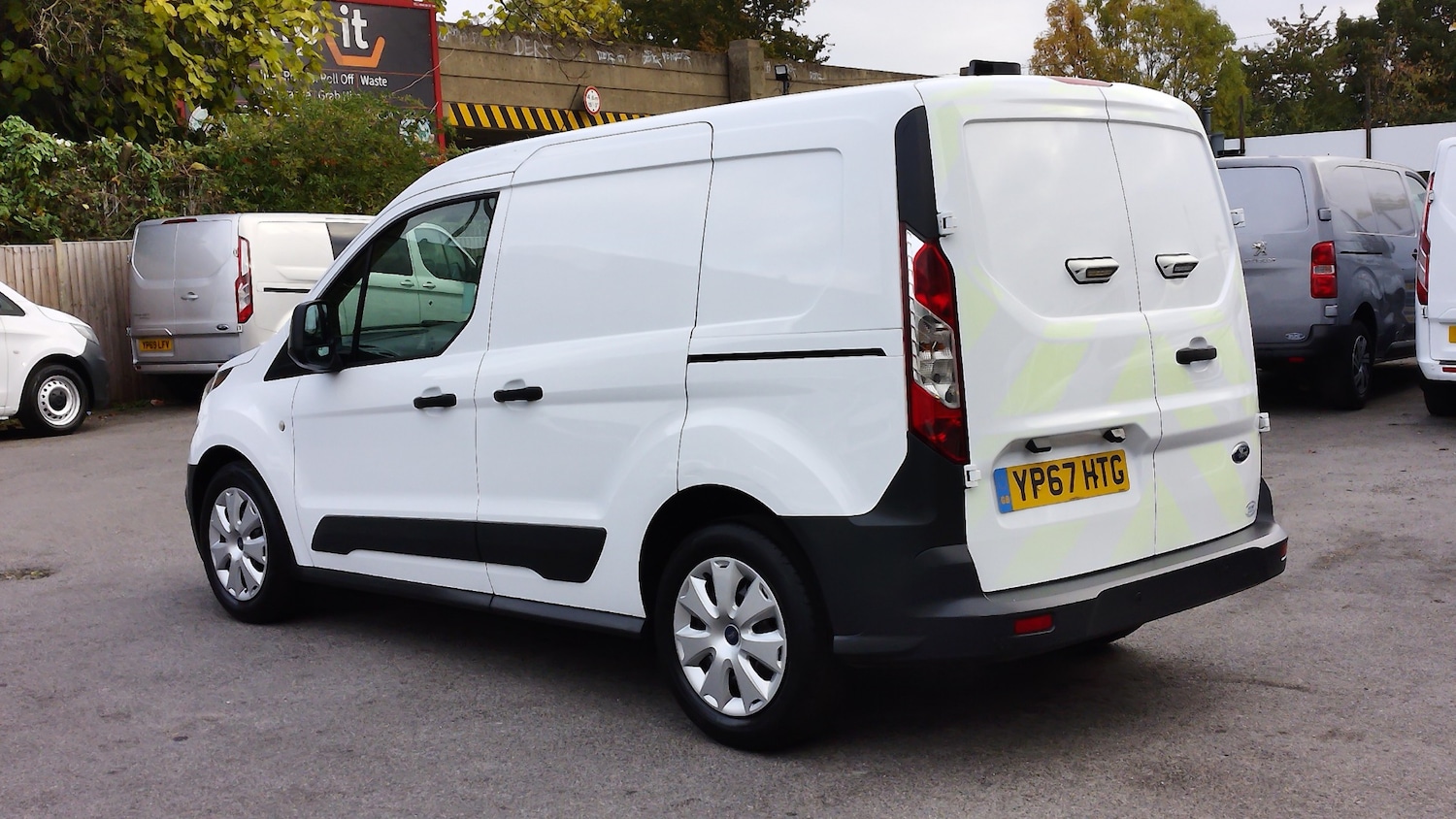 Used Ford Transit Connect 2017 for sale - 76299527: Photo 6