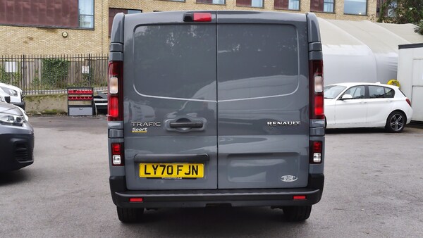 Used Renault Trafic 2021 for sale - 76287796: Photo 10