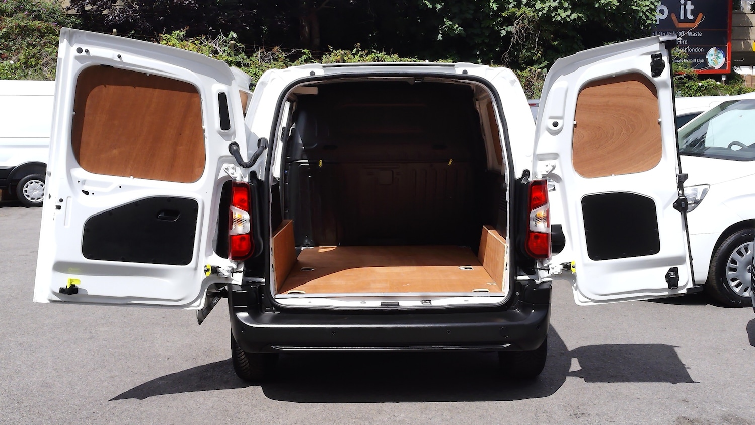 Used Peugeot Partner 2021 for sale - 76949441: Photo 6