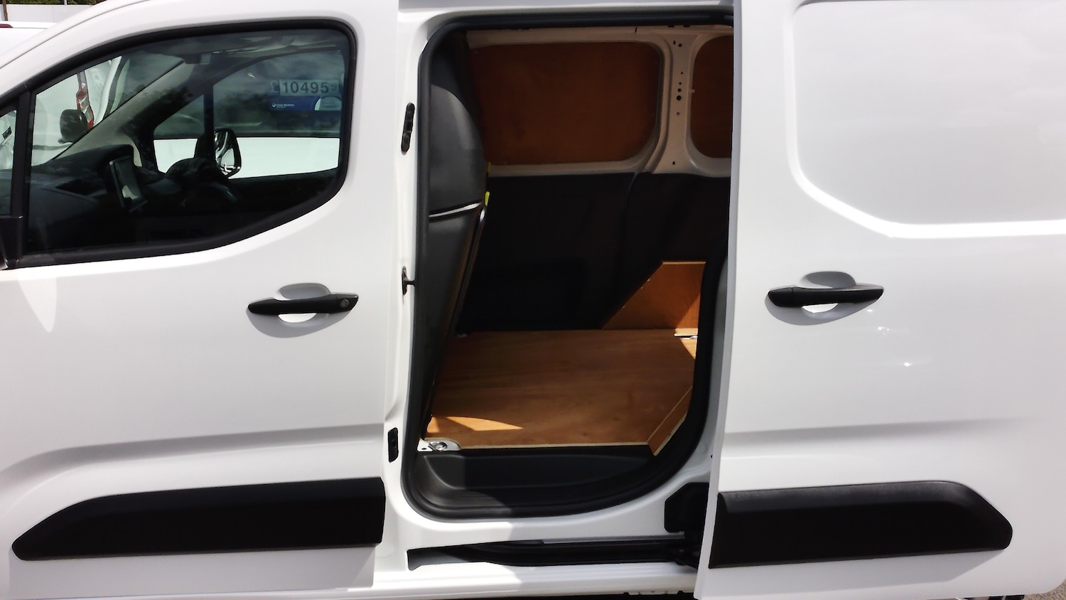 Used Peugeot Partner 2021 for sale - 76949441: Photo 7