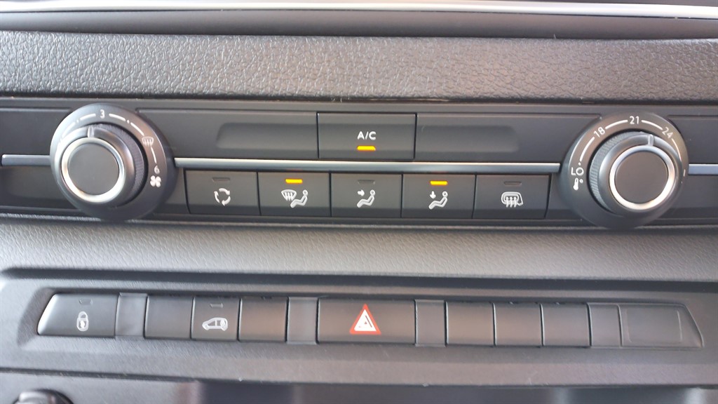 Used Vauxhall Vivaro 2022 for sale - 78166023: Photo 17