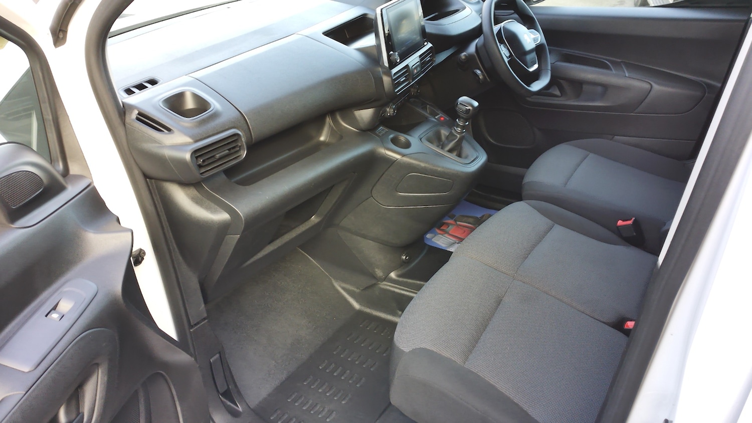 Used Peugeot Partner 2022 for sale - 76599686: Photo 15