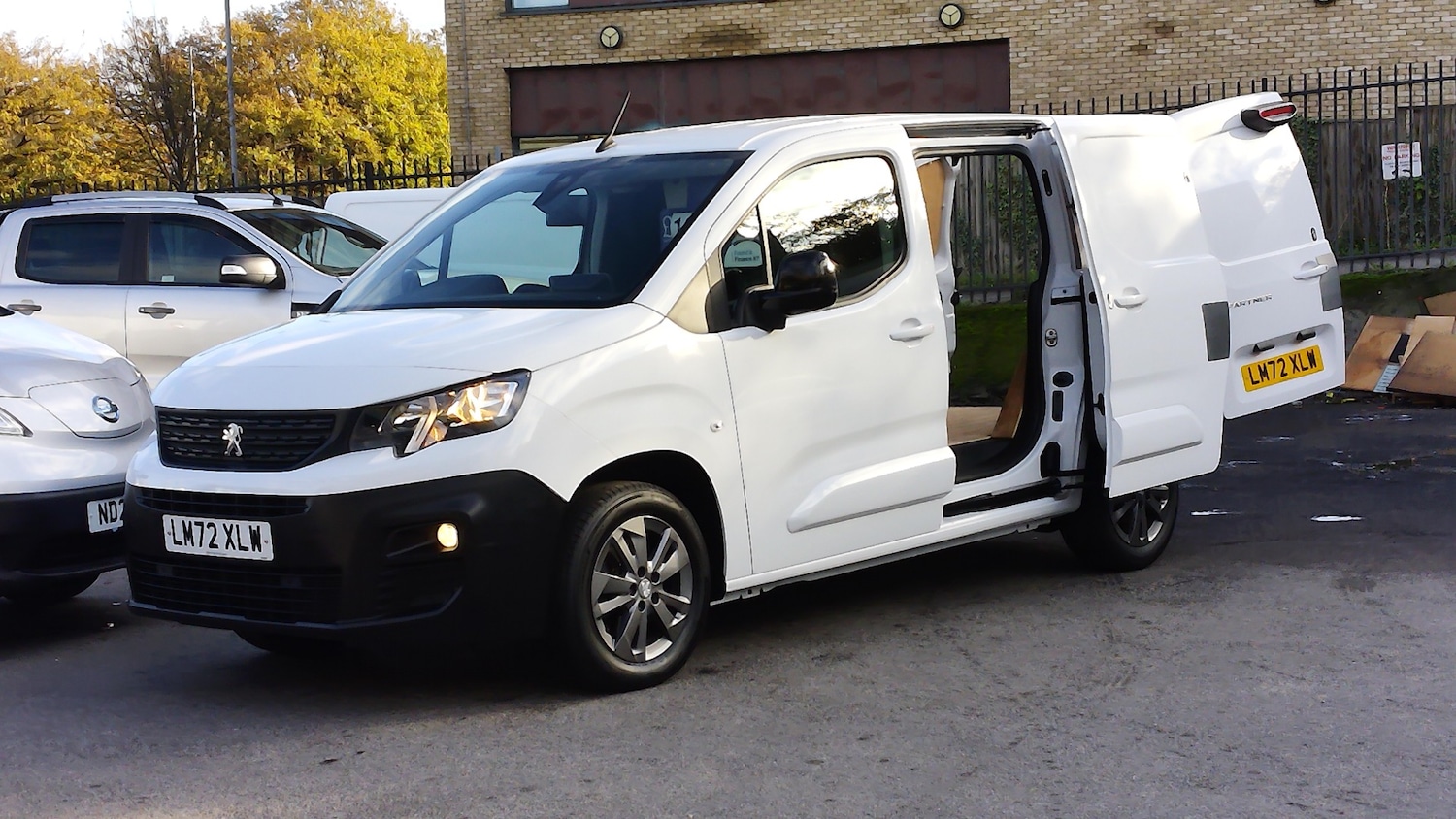 Used Peugeot Partner 2022 for sale - 76599686: Photo 3