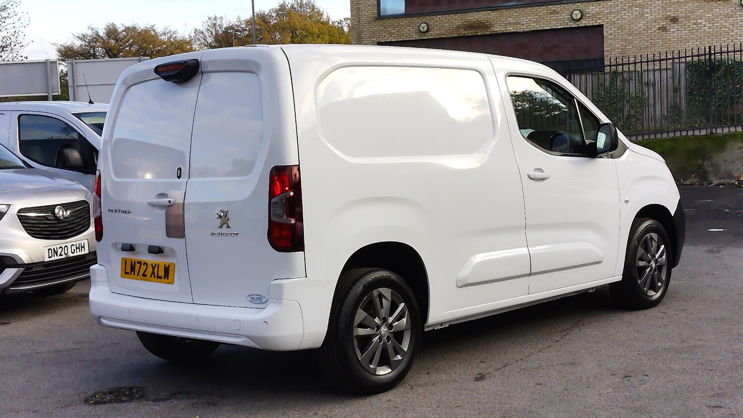 Used Peugeot Partner 2022 for sale - 76599686: Photo 6