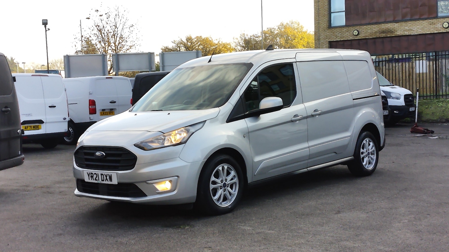 Used Ford Transit Connect 2021 for sale - 76693577: Photo 1
