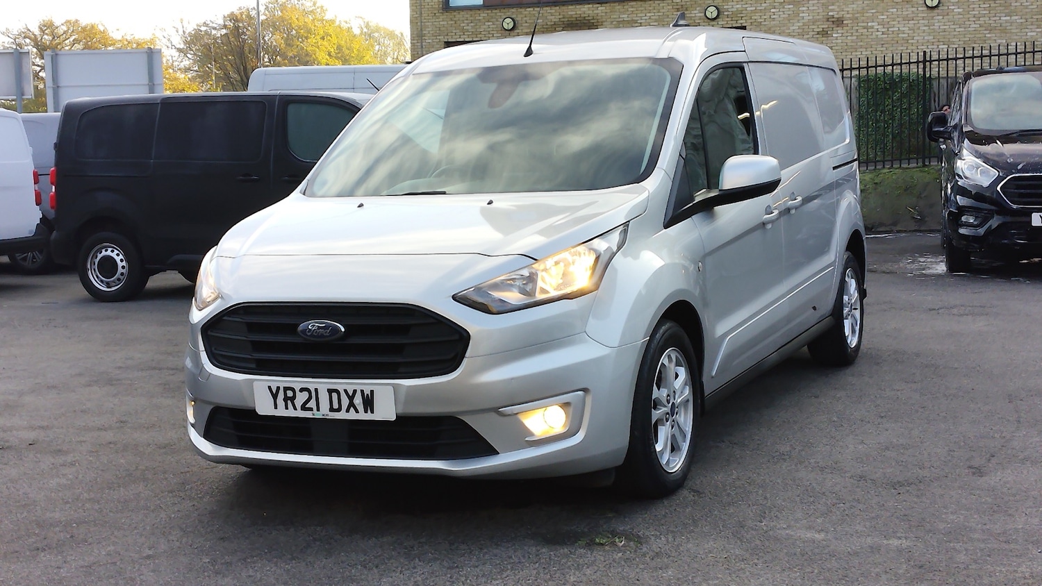 Used Ford Transit Connect 2021 for sale - 76693577: Photo 24