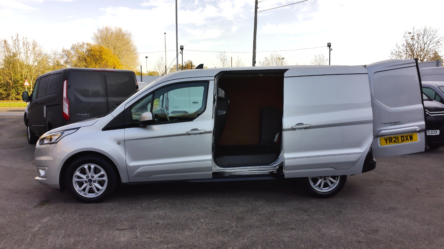 Used Ford Transit Connect 2021 for sale - 76693577: Photo 9
