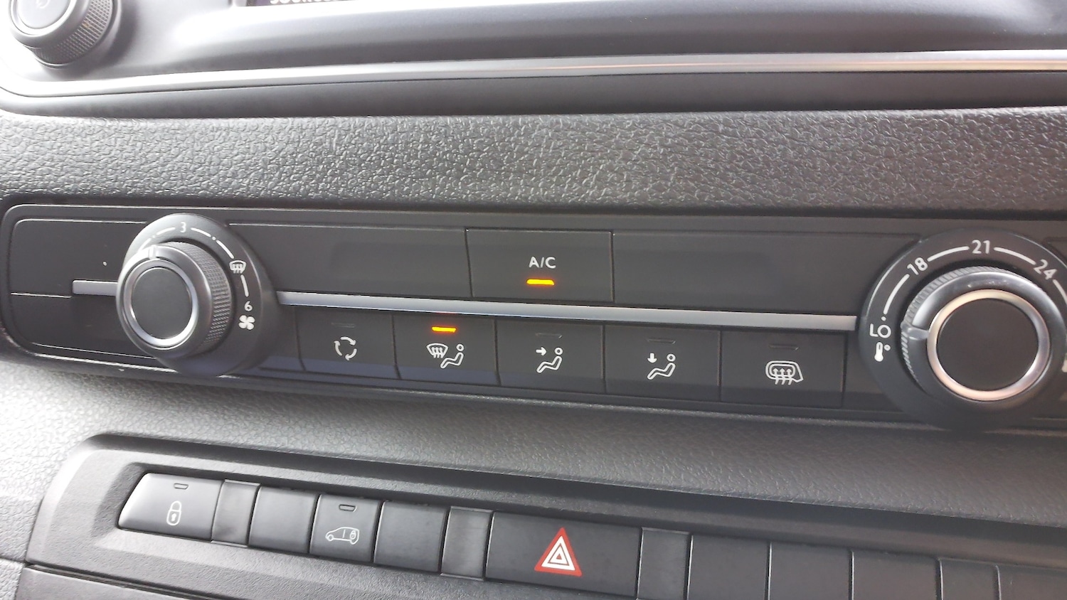 Used Peugeot Expert 2022 for sale - 76508944: Photo 13